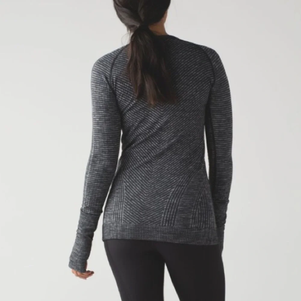 Lululemon Restless Pullover - Picture 2 of 7